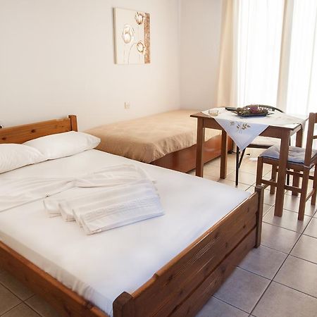 Hotel Platanidia Bagian luar foto