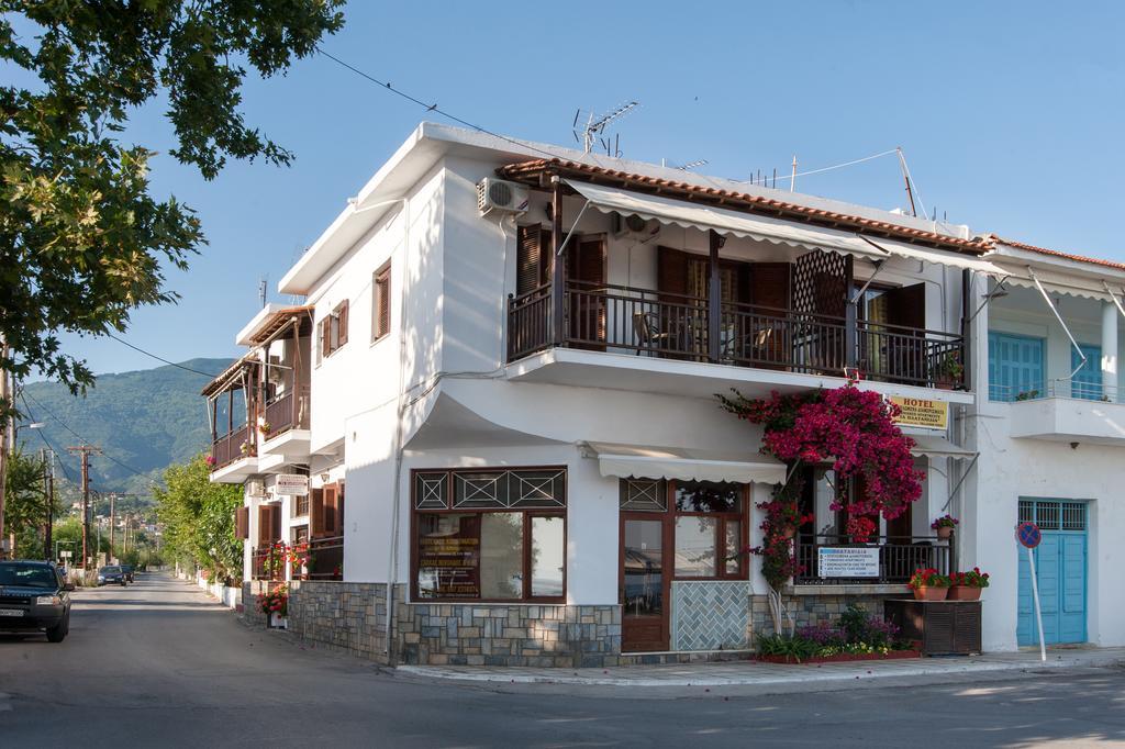 Hotel Platanidia Bagian luar foto